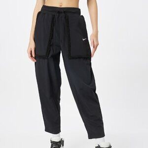 Nike NWOT Women's Sportswear Essential Woven Black Fleece Jogger High Rise Pants